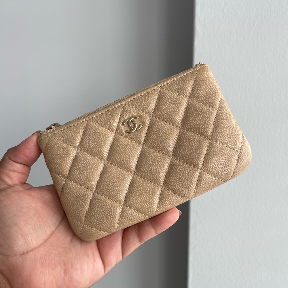 CHANEL O-Pouch